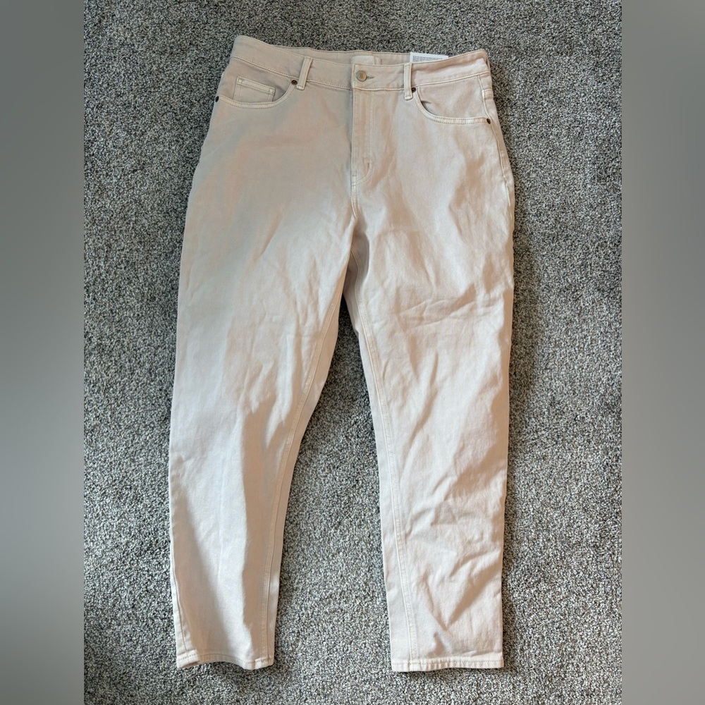 NWT H&M Comfort Stretch Mom Jeans High Waist